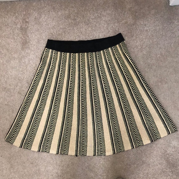 Jealous Tomato | Black & Sparkly Gold Skirt - Picture 2 of 4